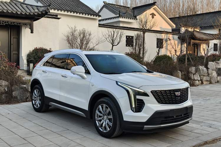 Used Cadillac XT4 2020 28T Two-Wheel-Drive Leading Version