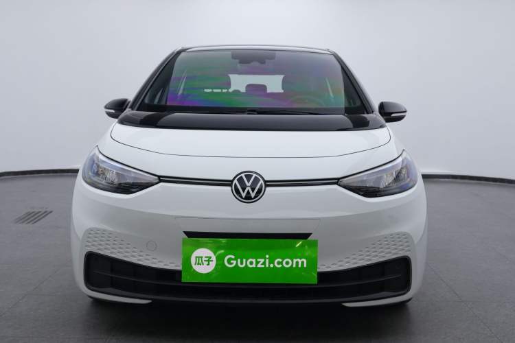 Used Volkswagen ID.3 2024 Outstanding Edition Exterior 1