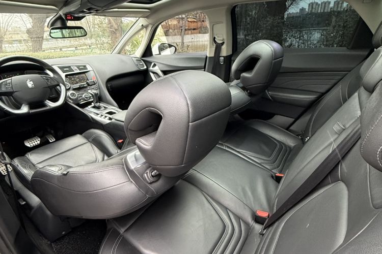 Used DS 5 2013 1.6T Elegant Edition THP200 Interior 3