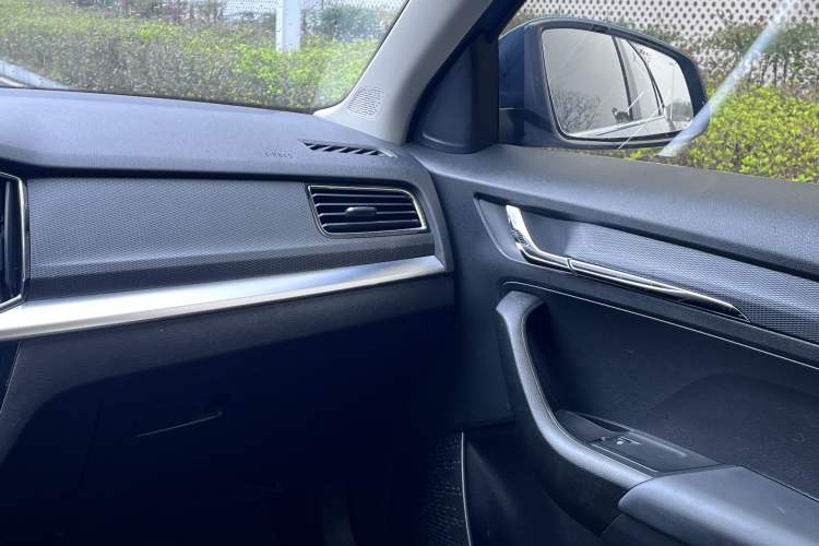 Used Skoda Kamiq 2022 1.5L Automatic Comfort Edition Interior 7