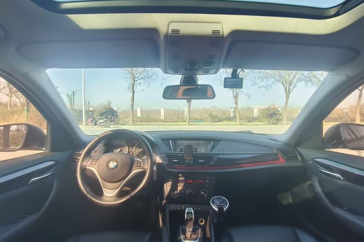 Used BMW X1 2015 sDrive18i Fashion Upgrade Edition
