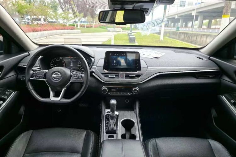 Used Nissan Teana 2021 2.0T XL Upper AD1 Smart Navigation Edition Audio And AC Panel