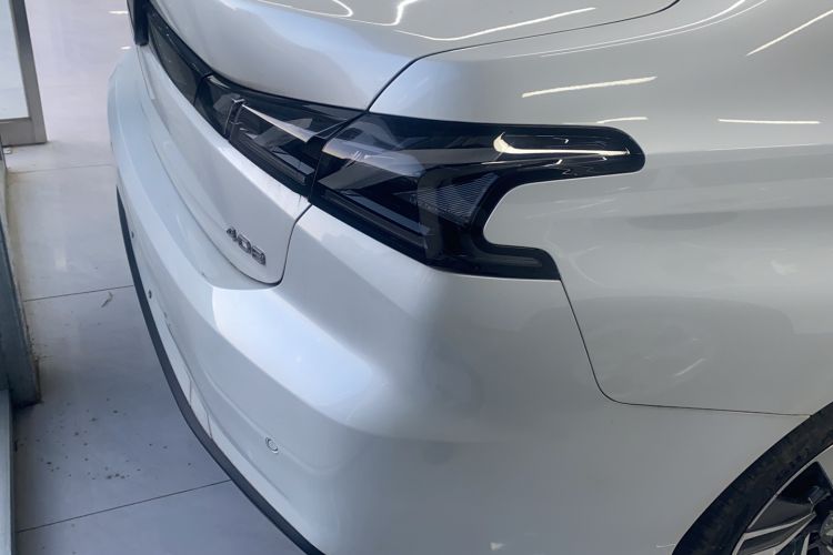 Used Peugeot 408 2022 1.6T Light-Chasing Edition
