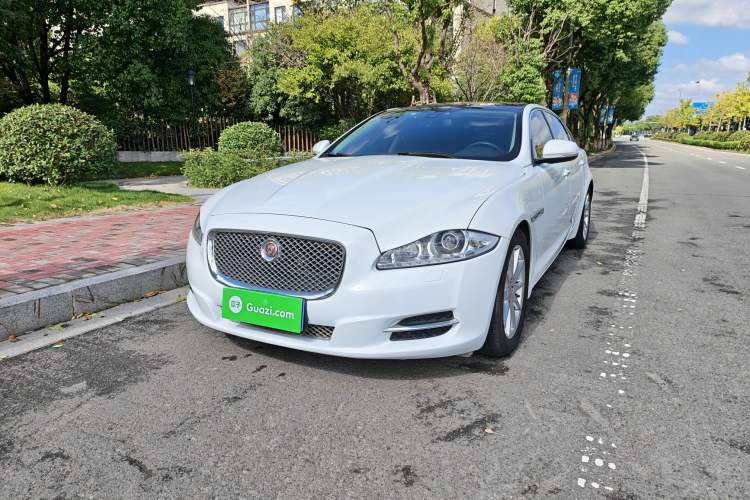 Used Jaguar XJ 2015 XJL 2.0T Two-Wheel-Drive Elegant Business Edition