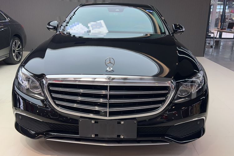 Used Mercedes-Benz E-Class 2018 Facelift E 300 L Luxury Edition
