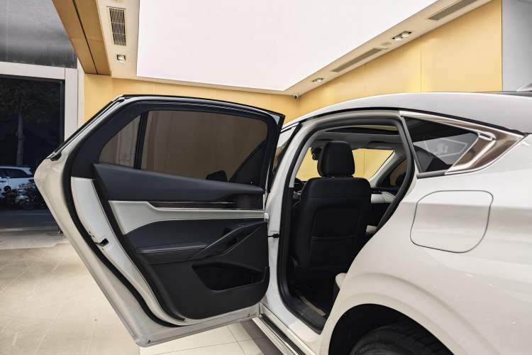 Used Ford Mondeo 2023 EcoBoost 245 Ultimate Model