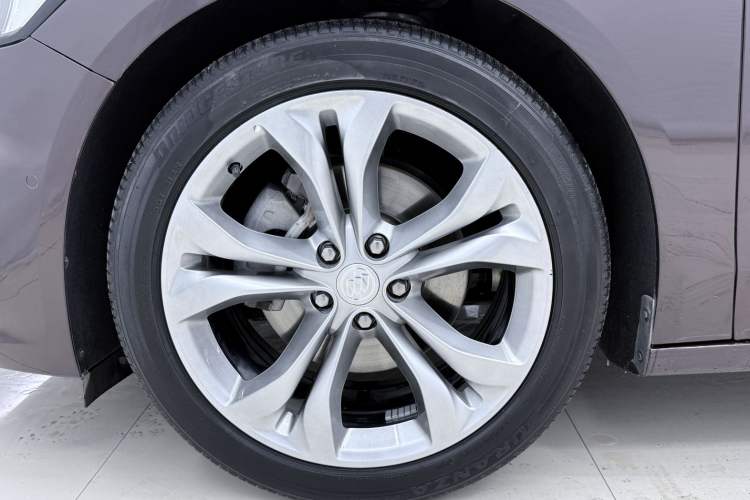 Used Buick LaCrosse 2022 Avenir Avia First Edition
