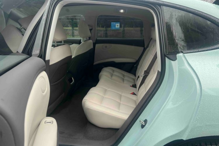 Used IM LS6 2023 Max Long-Range Version Interior 1