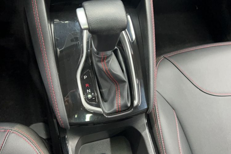 Used Brilliance V3 2016 1.5L Automatic Smart Version Gear Lever