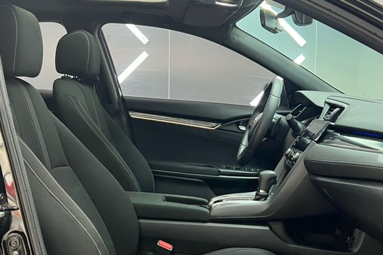 Used Honda Civic 2021 HATCHBACK 220TURBO CVT Trendy Cool Edition