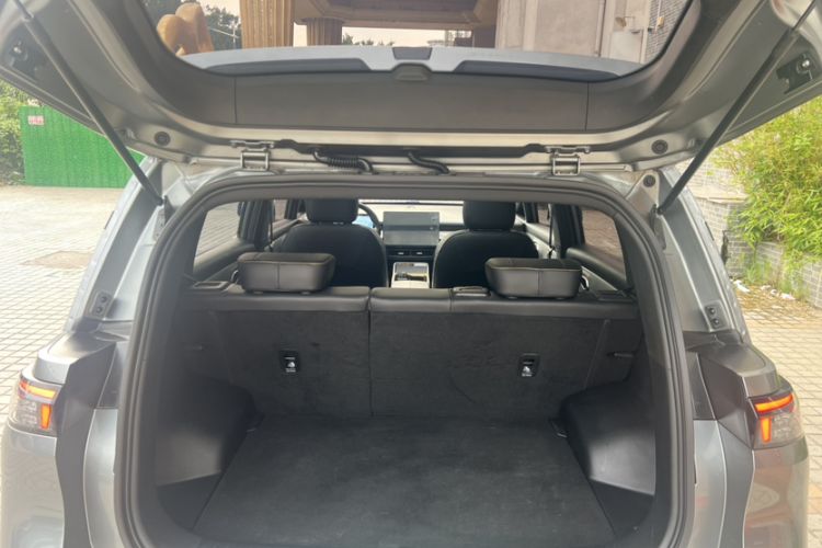 Used AION Y 2022 70 Intelligent Edition Lithium Iron Phosphate Trunk