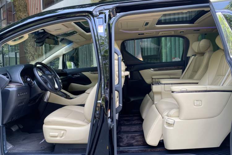 Used Toyota Alphard 2021 Dual-Engine 2.5L Prestige Edition