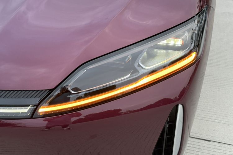 Used Chery Fulwin A9L 2025 Model, Four-Wheel Drive High-Energy Peak Edition Left Front Headlight