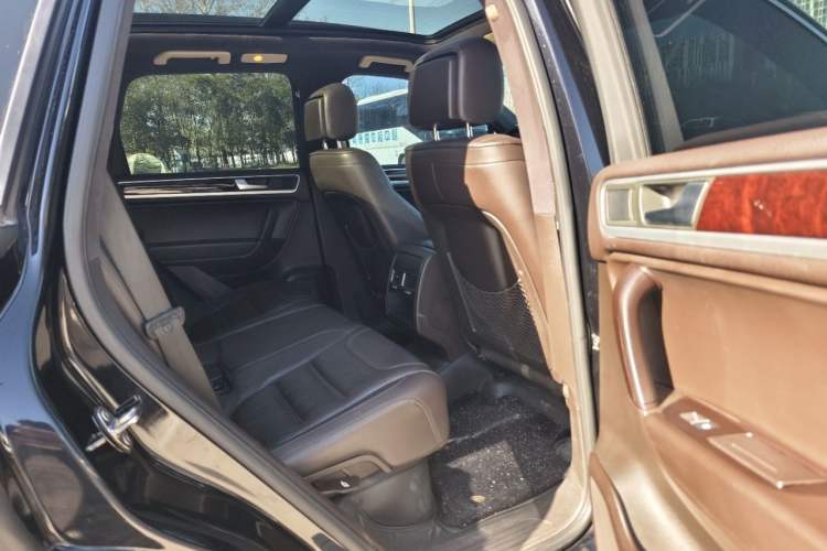 Used Volkswagen Touareg 2014 3.0 TSI New Edition