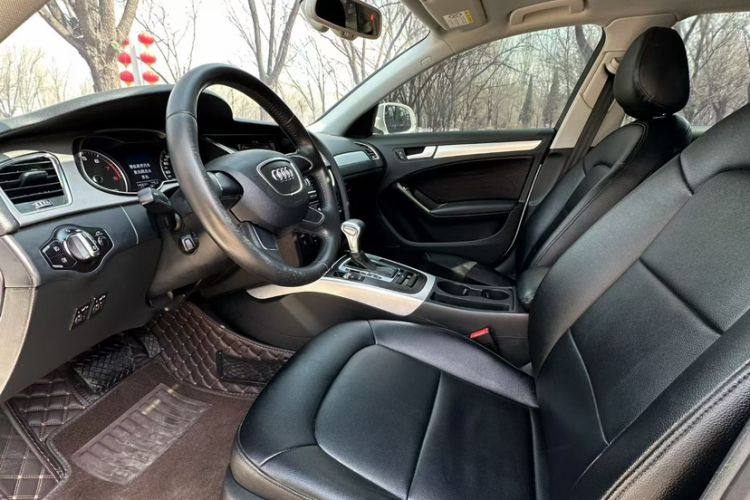 Used Audi A4L 2016 30 TFSI Collector's Edition Automatic Comfort Model Interior 2