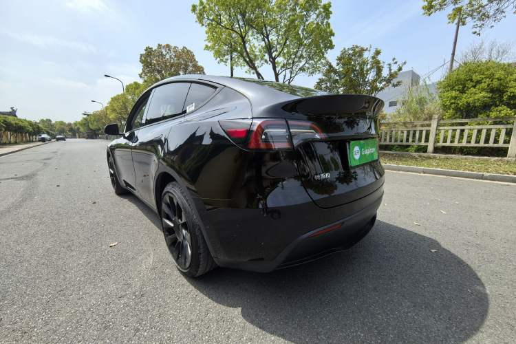 Used Tesla Model Y 2021 Standard Range Rear-Wheel Drive Version