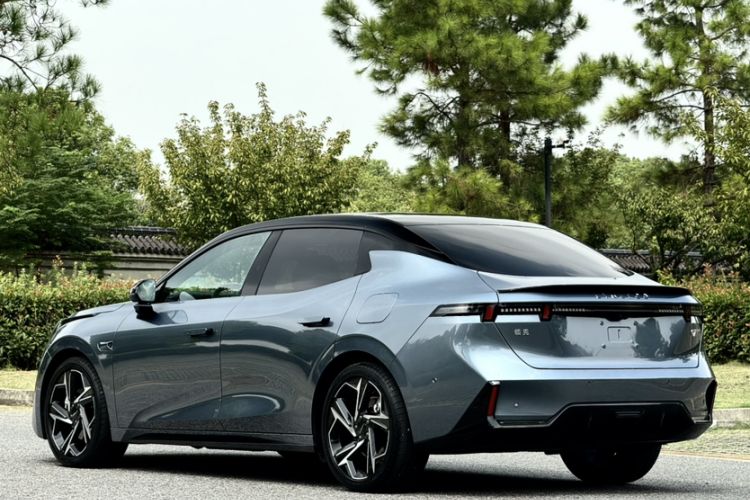 Used Lynk & Co 07 2024 EM-P 126 Long-Range Ultra