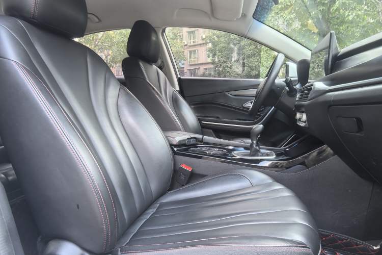 Used BAIC Beijing U7 2019 1.5T Manual Elite Version China VI
