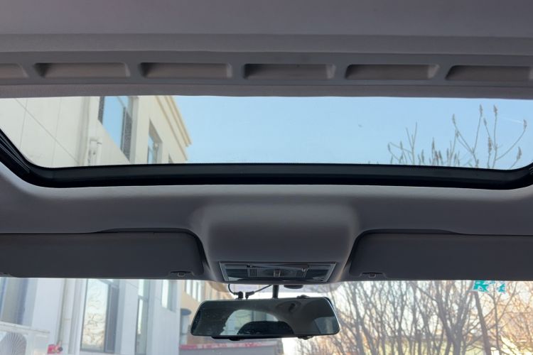 Used Volkswagen Santana 2013 1.6L Manual Comfort Edition
