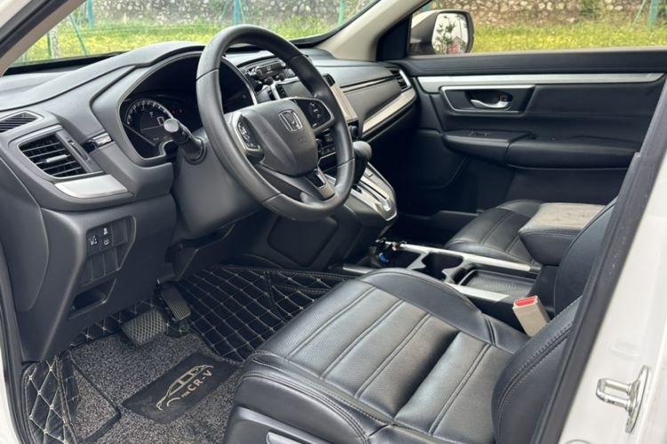 Used Honda CR-V 2019 240TURBO CVT 2WD Comfort Version China V Interior 1