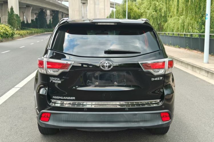 Used Toyota Highlander 2015 2.0T Two-Wheel Drive Elite Edition 7 Seats