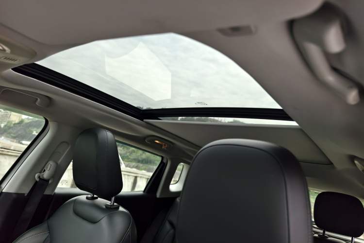 Used Jeep Compass 2017 200T Automatic Enjoyment Version