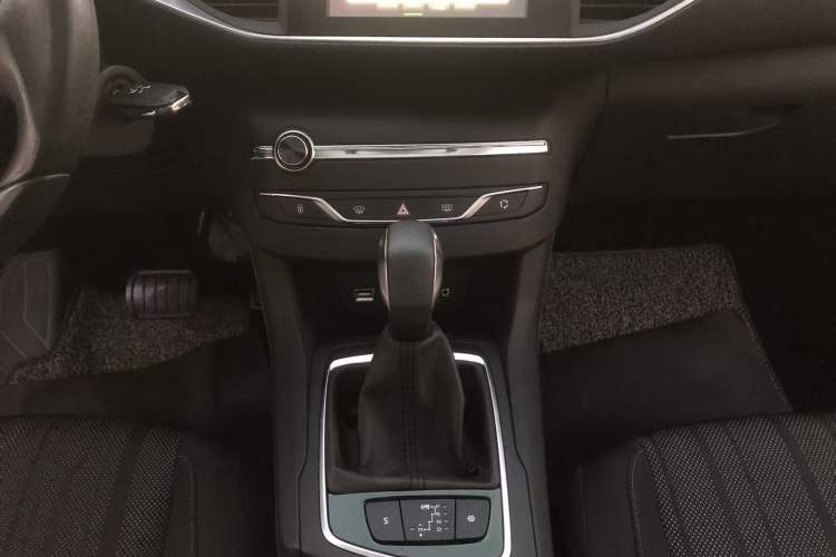 Used Peugeot 308S 2015 1.2T Automatic Jingchi Edition