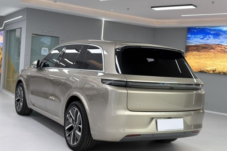 Used Li Auto L8 2023 Pro Model Exterior 10