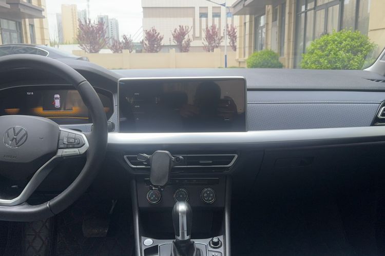 Used Volkswagen Lavida 2023 300TSI DSG Full-Comfort Edition Interior 2