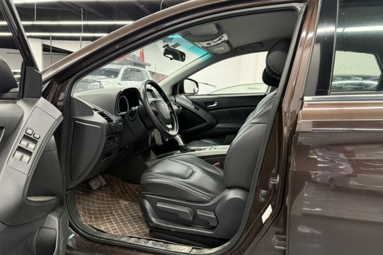 Used Luxgen U6 SUV 2016 1.8T Style Value Model
