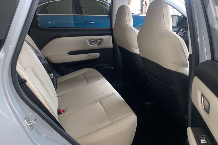 Used Wuling Bingo PLUS 2024 330 km Range Five-Seater Version