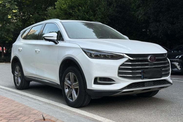 Used BYD Tang 2019 2.0T Automatic SmartConnect Luxury Edition 5 Seats China VI Standard