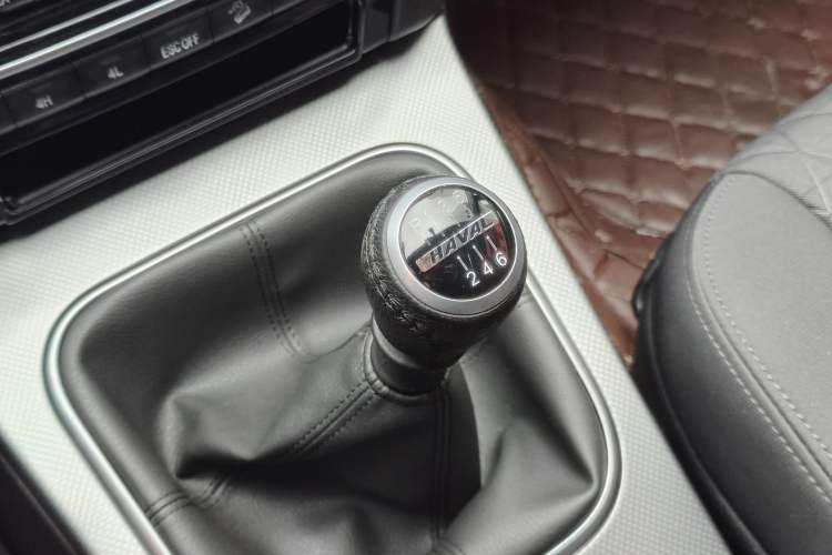 Used Haval H5 Classic 2018 Classic Edition 2.0T Manual 4x4 Progressive Model
