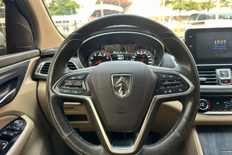 Used Baojun 730 2017 1.8L iAMT Prestige Version 7 Seats Steering Wheel