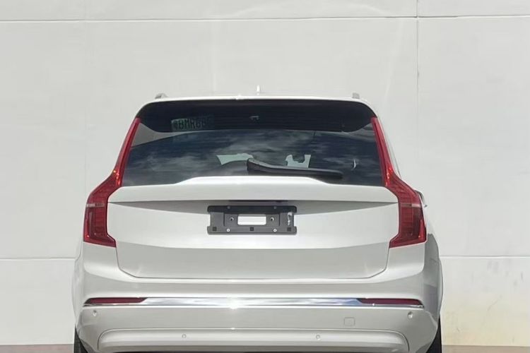 Used Volvo XC90 2023 B5 SmartDrive Luxury Edition 5 Seats
