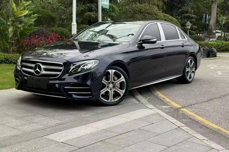 Used Mercedes-Benz E-Class 2016 E 300 L Sporty and Stylish Model Exterior 6