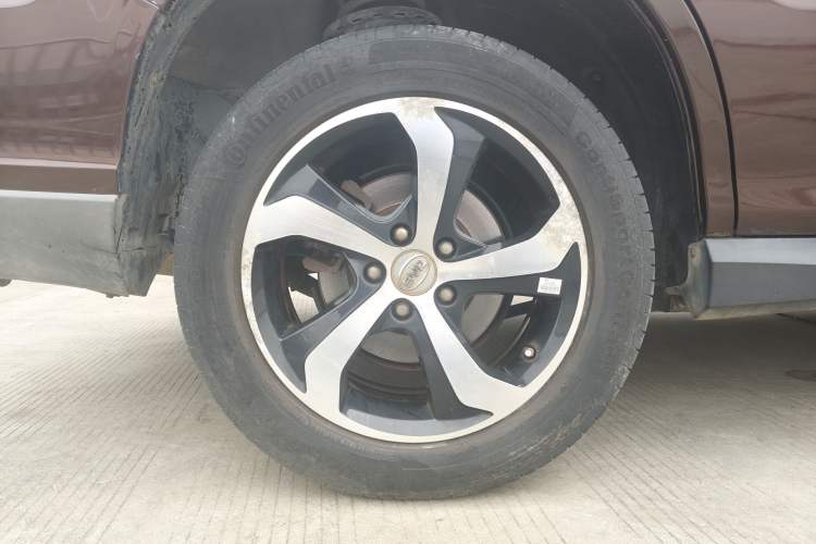 Used BYD S7 2016 2.0T Automatic Prestige Plus Exterior 5