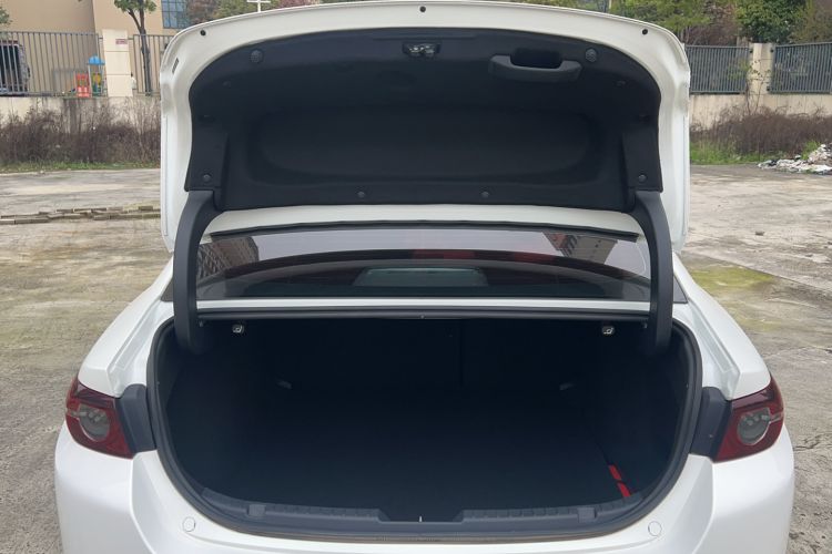 Used Mazda 3 Axela 2023 2.0L Automatic Zhiya Edition Trunk