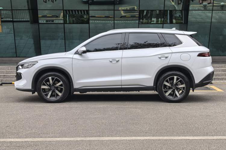 Used BYD Song Pro New Energy 2024 HONOR Edition DM-i 110KM Beyond Model Exterior 2