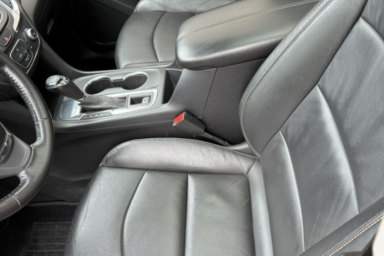 Used Chevrolet Equinox 2019 535T Automatic Chijie Edition China VI Interior 10