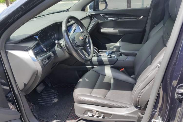 Used Cadillac XT5 2021 2.0T Two-Wheel Drive Luxury Version