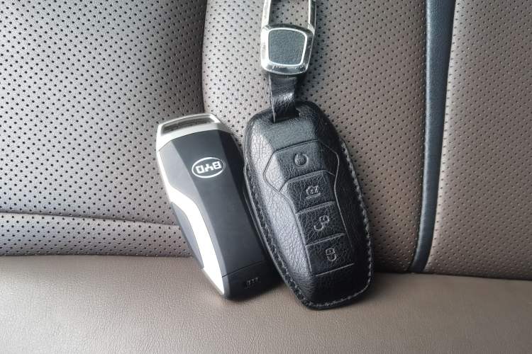 Used BYD Han 2020 DM Four-Wheel Drive Performance Edition Luxury Model
