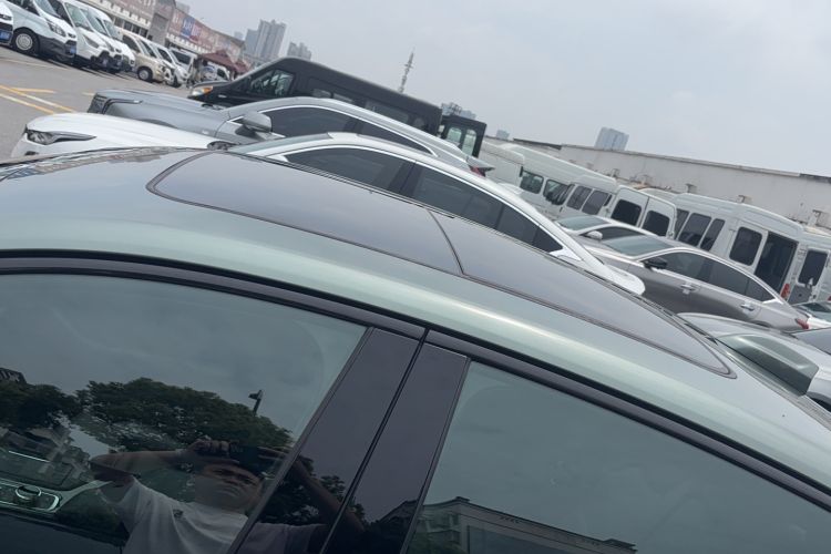 Used Cadillac CT5 2024 28T Platinum Edition Roof