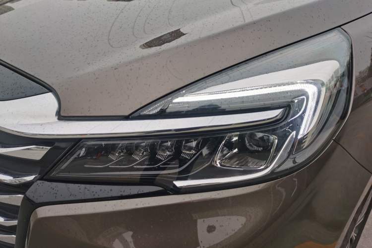 Used Buick GL8 2022 Land Business Class 652T Luxury Model