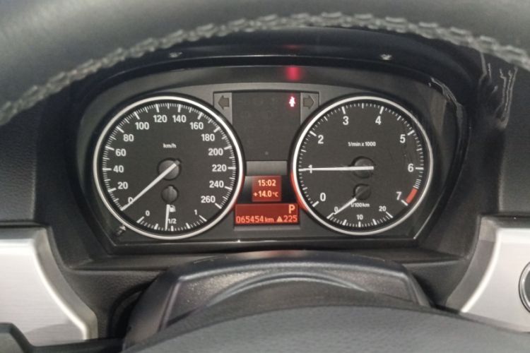 Used BMW 3 Series 2011 320i Convertible Coupe
