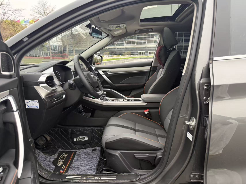 Geely Auto Coolray 2023 1.5T DCT Diamond Edition — снимка 18