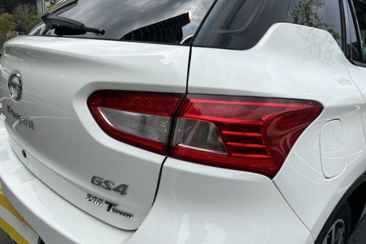 Used GAC Trumpchi GS4 2015 200T G-DCT Luxury Edition Exterior 1