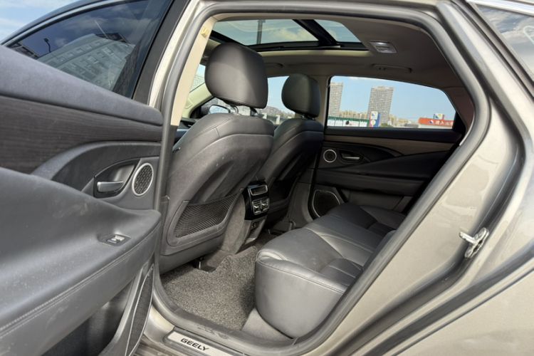 Used Geely Auto Emgrand GT 2017 2.4L Luxury Model