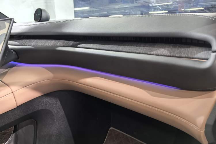 Used Nio ES6 2023 75 kWh
