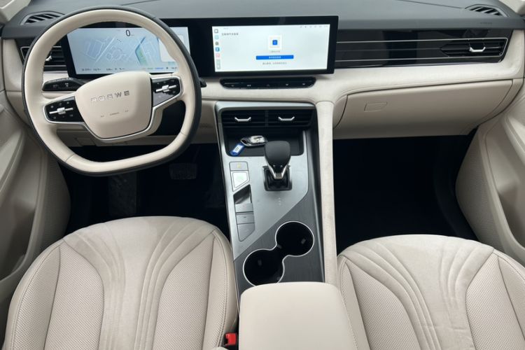 Used Roewe D5X DMH 2024 135 Tech Edition